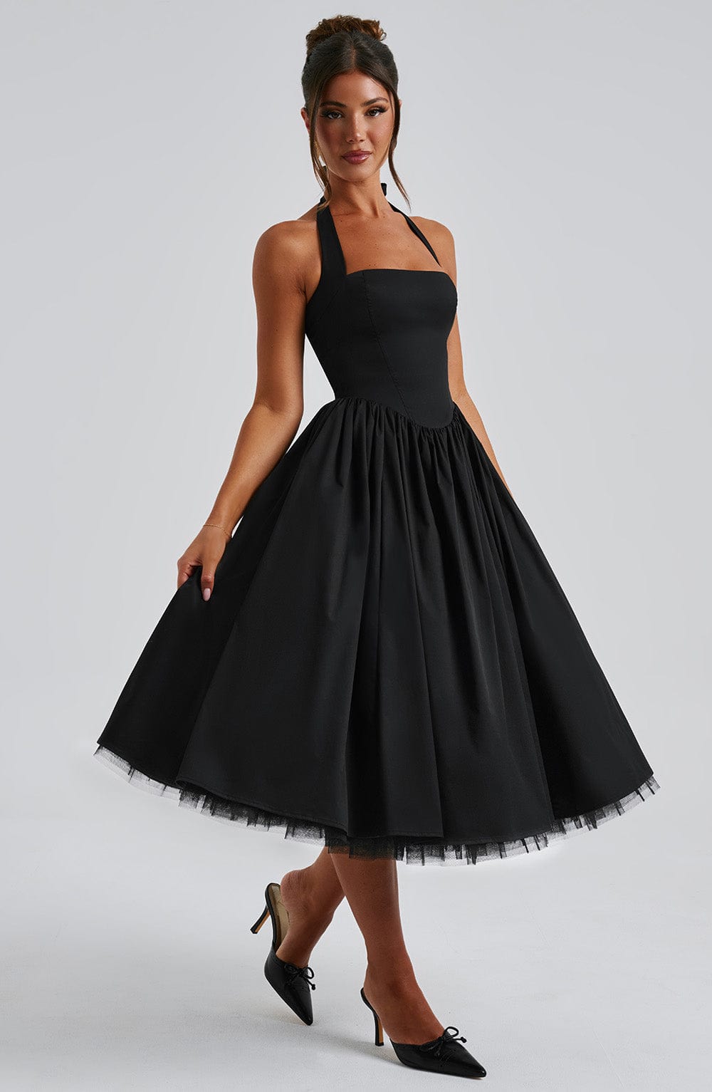 The Hills Nashville Chloe Women's Wedding Guest Halter Midi Dress