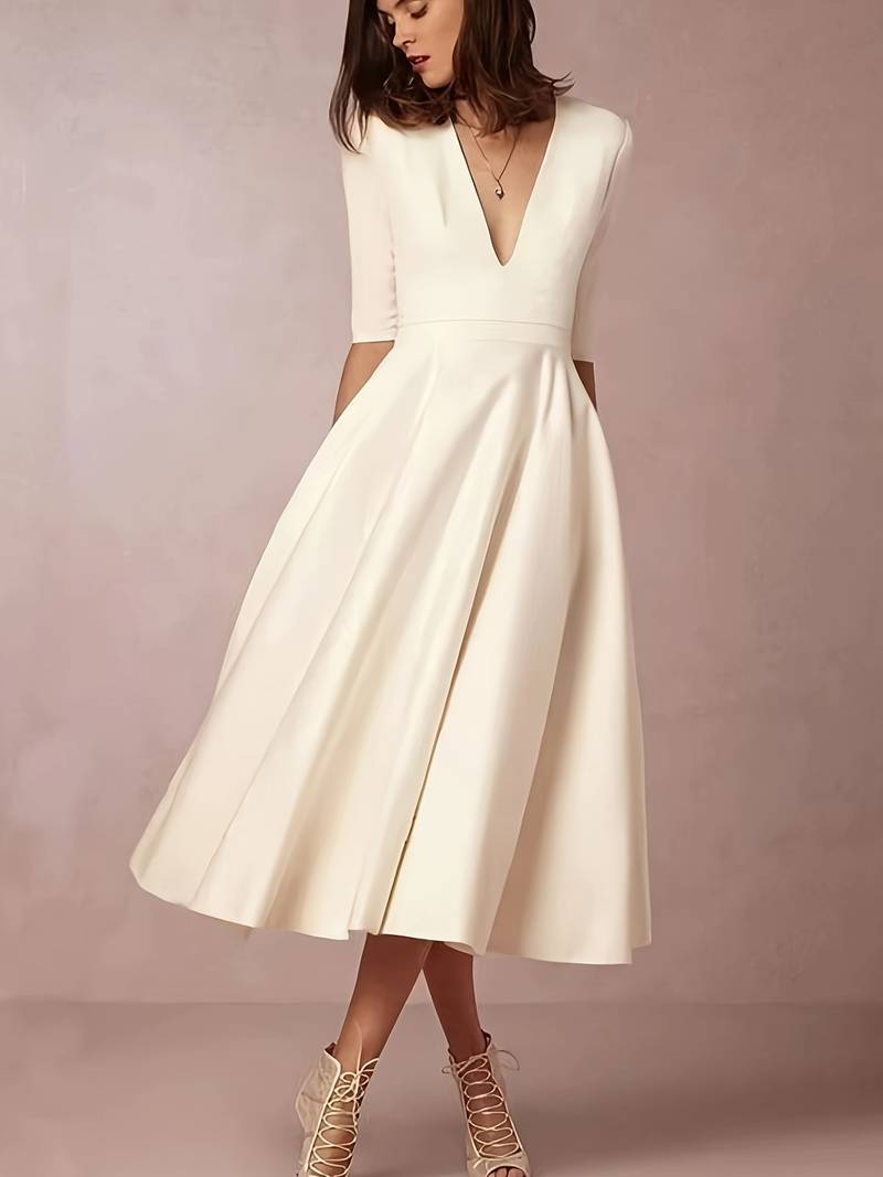 The Hills Nashville Evelyn Women's Wedding Guest Flared Midi Dress