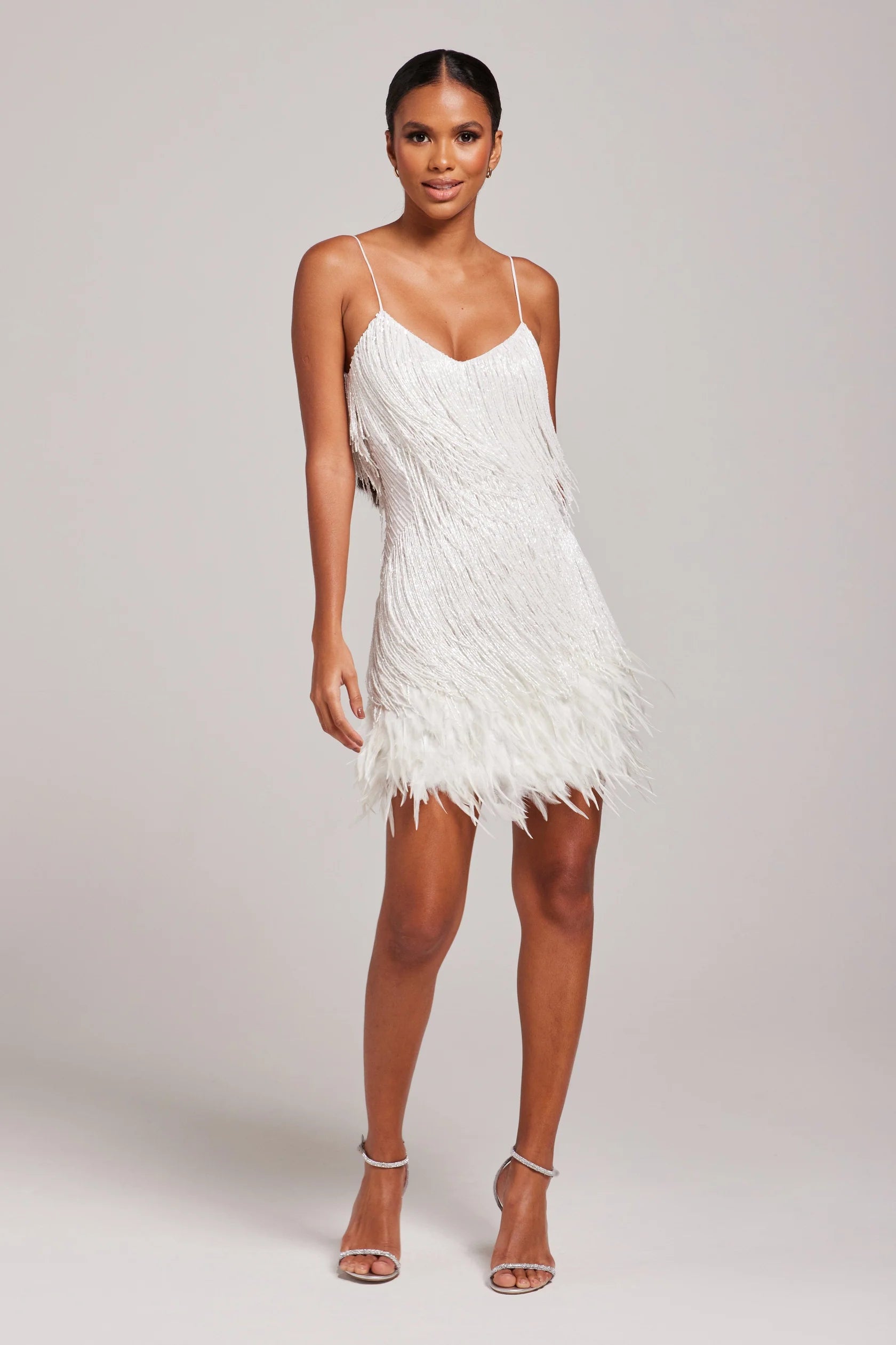 LumiNovi Cocktail Dress with Feather Fringe and Tailored Silhouette