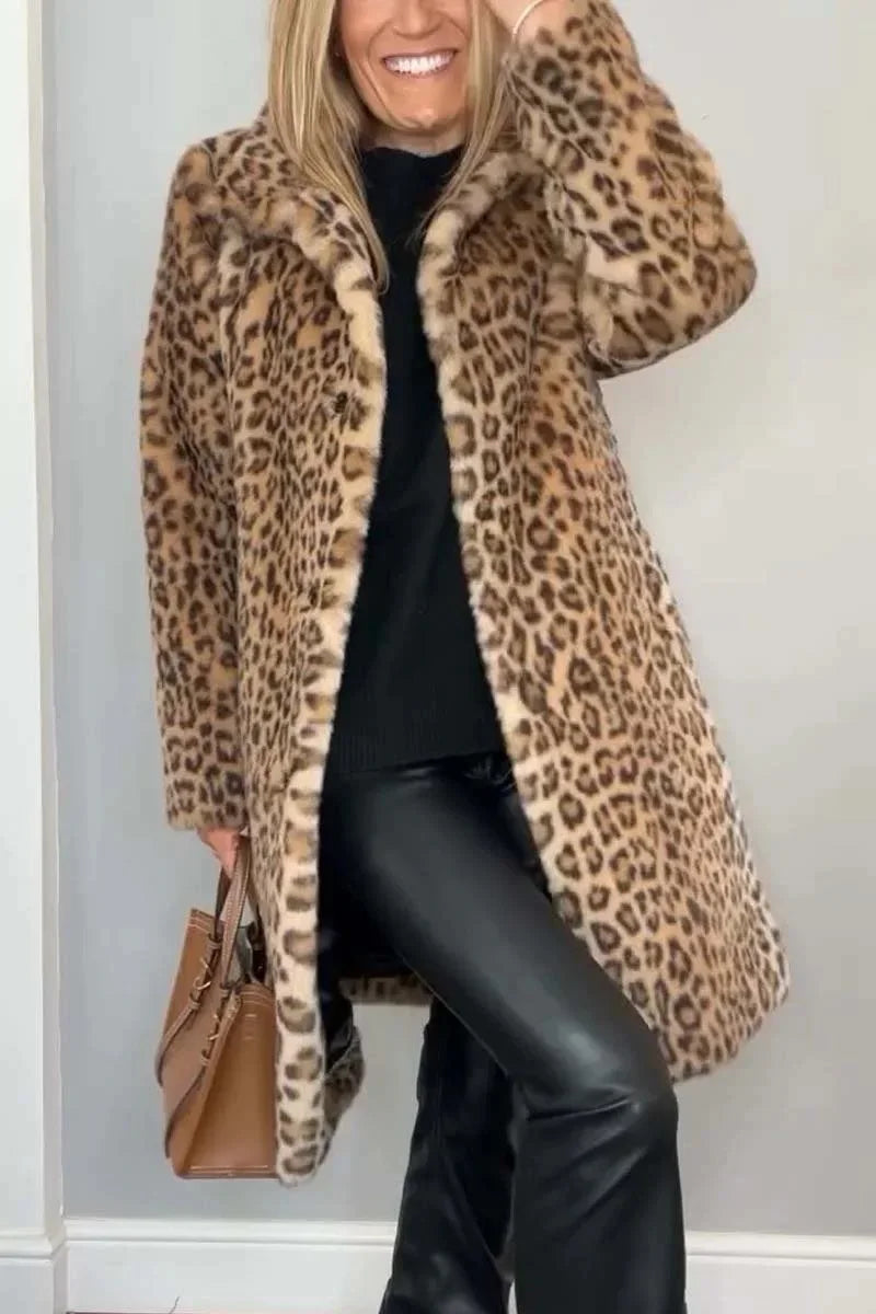 Women's Simone Turn Down Leopard Coat