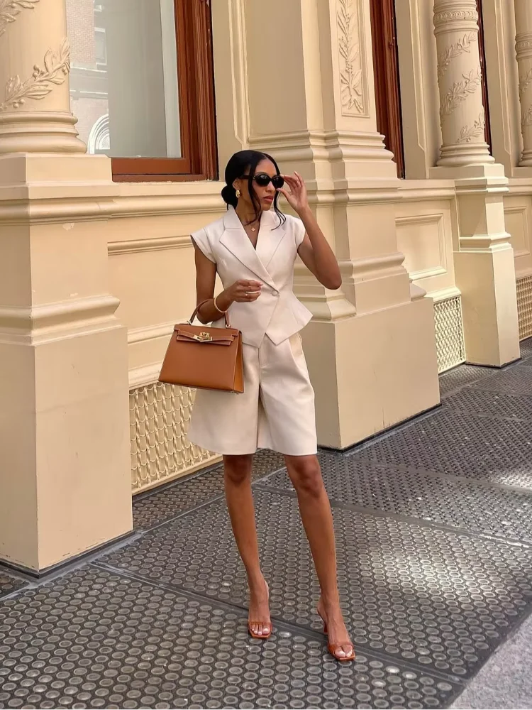 https://cdn.shopify.com/s/files/1/0822/8919/7383/files/Scd77845f55bc48cebe5d171cc1969329C.webp?v=1750417419