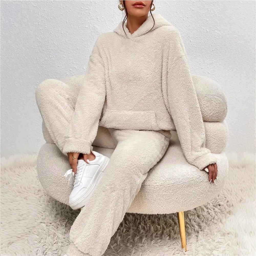 Women's Wilhelmina Cozy Hooded Fleece Set