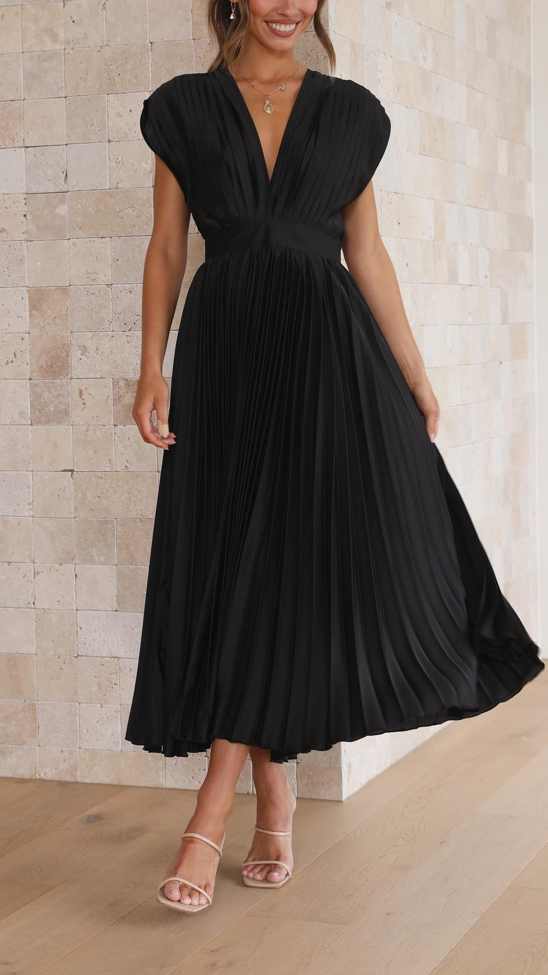 https://cdn.shopify.com/s/files/1/0868/7468/5776/files/TH01422-Black_1_2430a06e-ce40-4650-bbdd-0f1f1f70acb3.jpg?v=1741455568