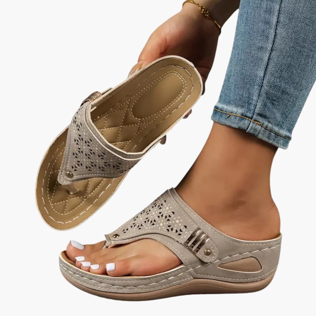 https://cdn.shopify.com/s/files/1/0980/8547/0533/files/Women_sOrthopedixSandalswithContouredFootbedandWedgeSole_3.jpg?v=1776248699
