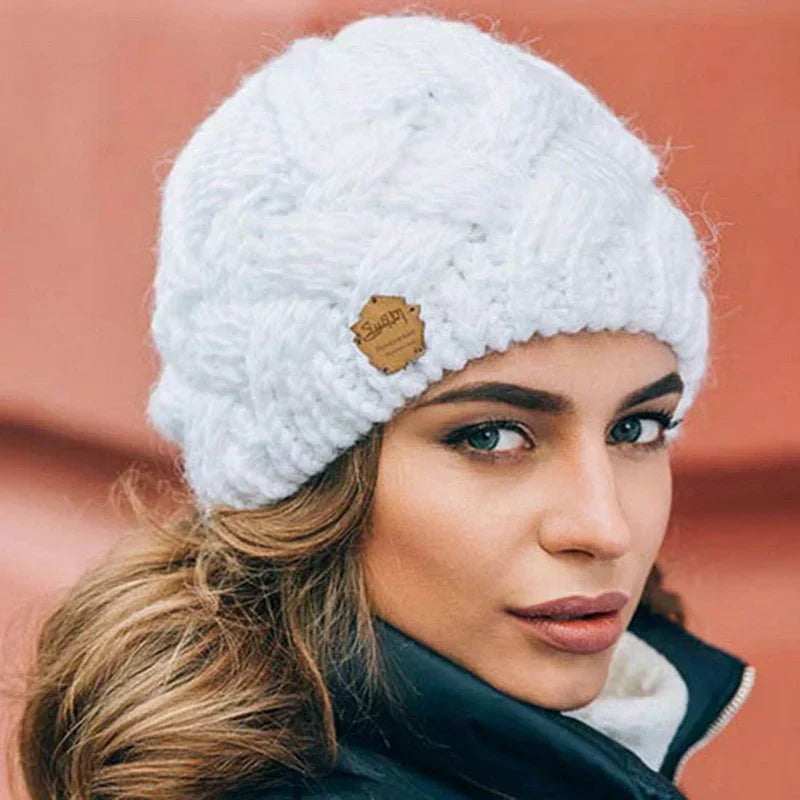 Women's Cable Knit Beanie