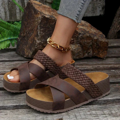 https://cdn.shopify.com/s/files/1/0868/7468/5776/files/nedladdning-2024-06-17T234551.103_1800x1800_dc5de385-799a-4c92-b545-6e99b1f80ca7.webp?v=1743373935